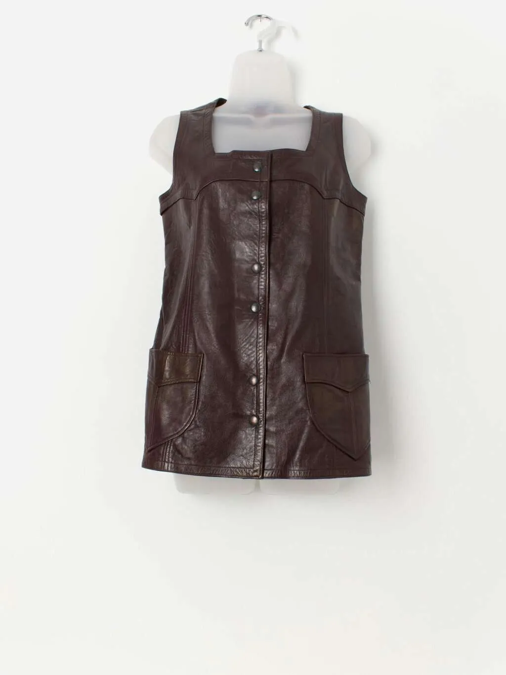 70s vintage leather vest in red-brown with poppers – Medium