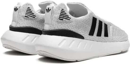 Adidas Swift Run 22 sneakers Grey