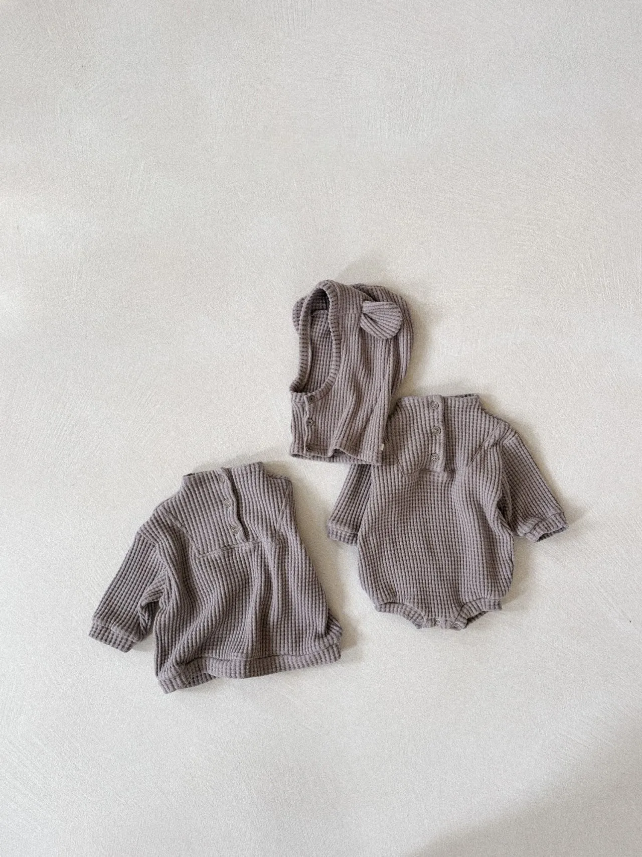 Baby Anggo Waffle Mock Neck Button Romper (3-18m) -2 Colors