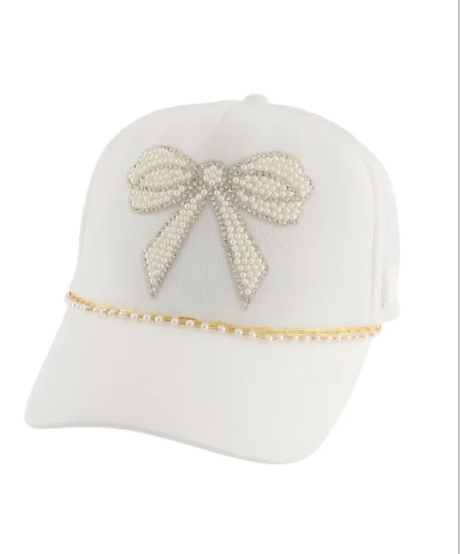 Beaded Bow Pearl Chain White Trucker Hat