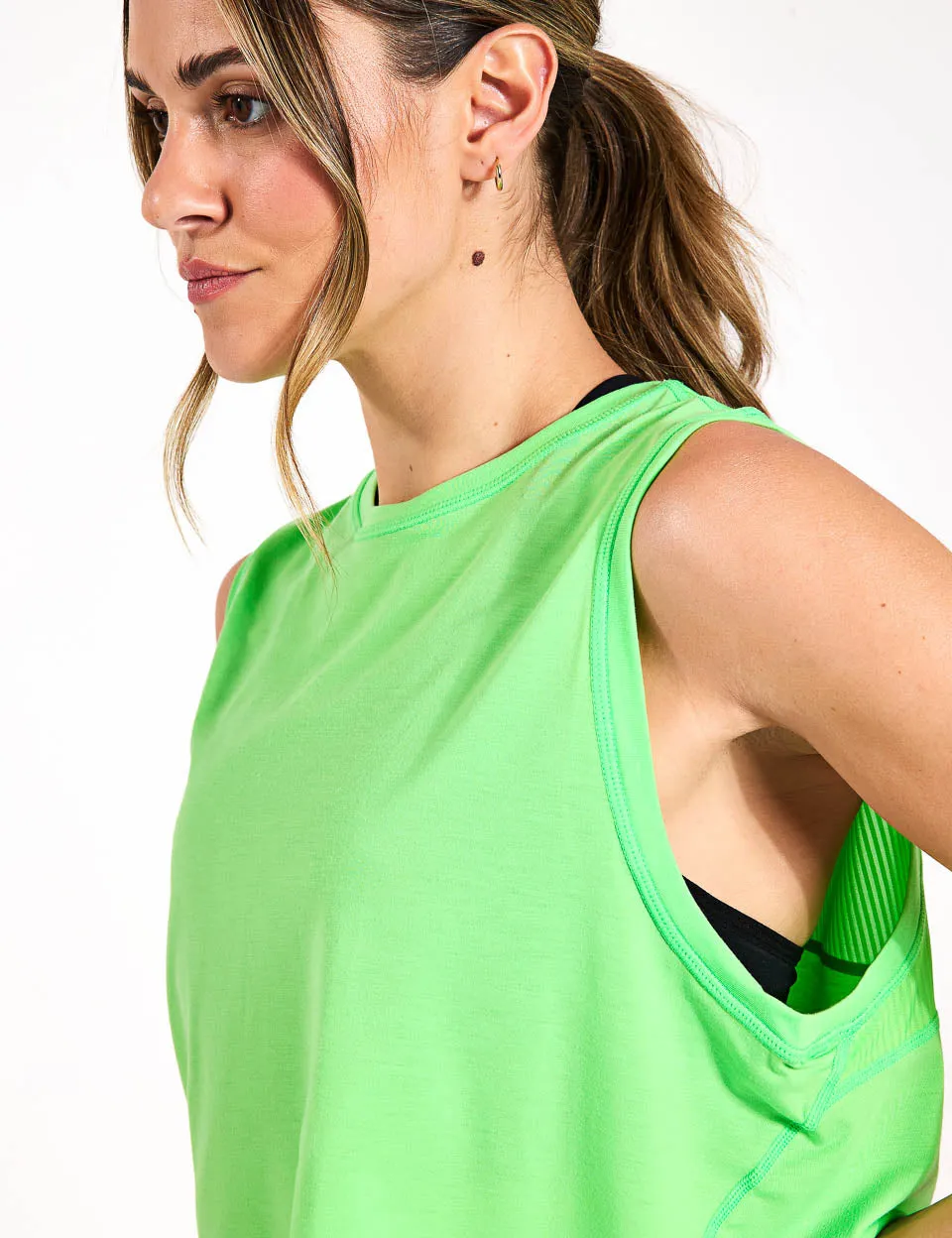 Breathe Easy Crop Muscle Vest - Zest Green