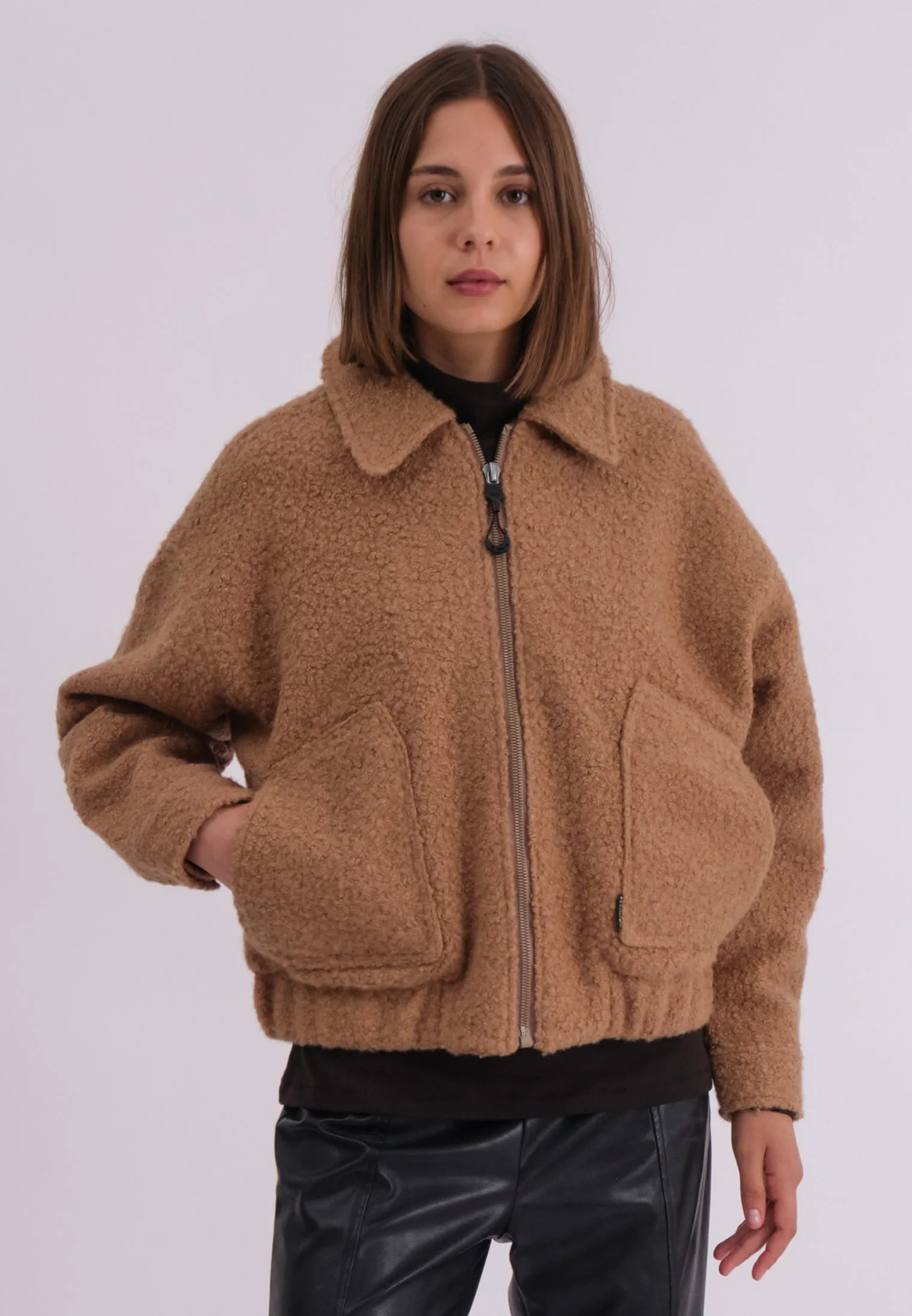 DREAMER CAMEL BOMBER