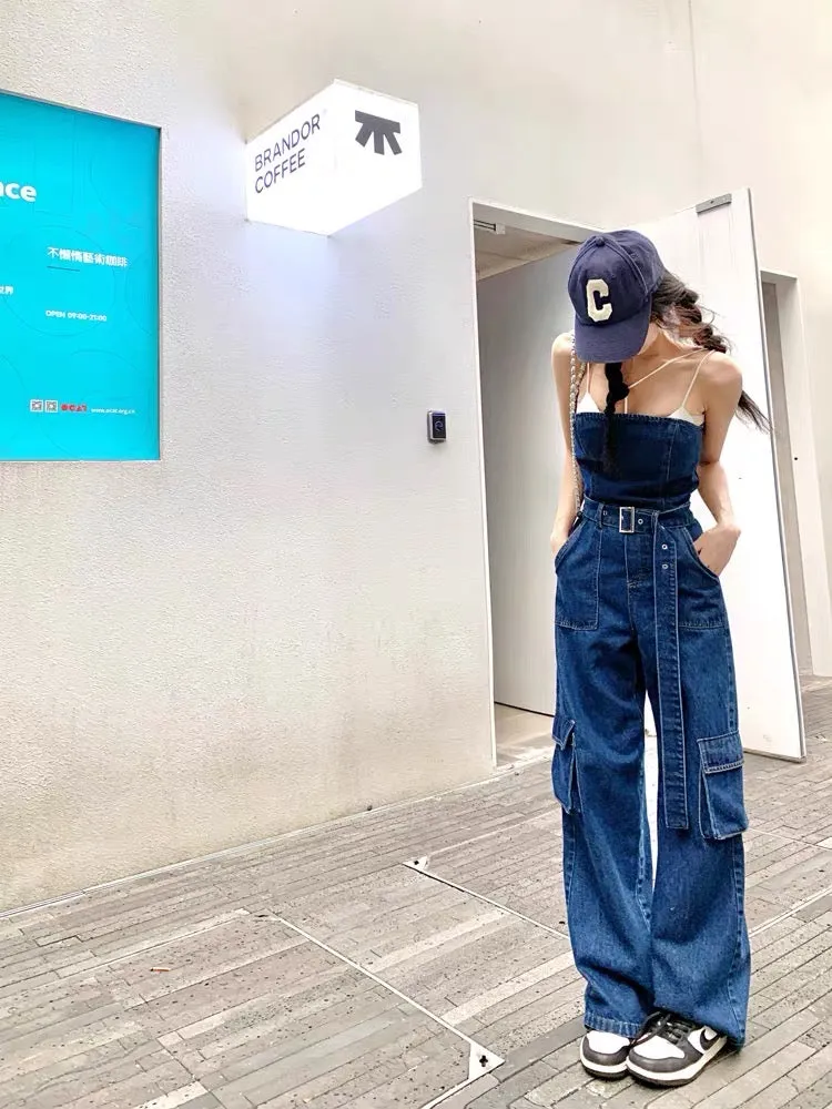 [Earth Store] Blue Loose Workwear Denim Jumpsuit + White Slim Suspender Bra Two-piece Set for Women in Autumn