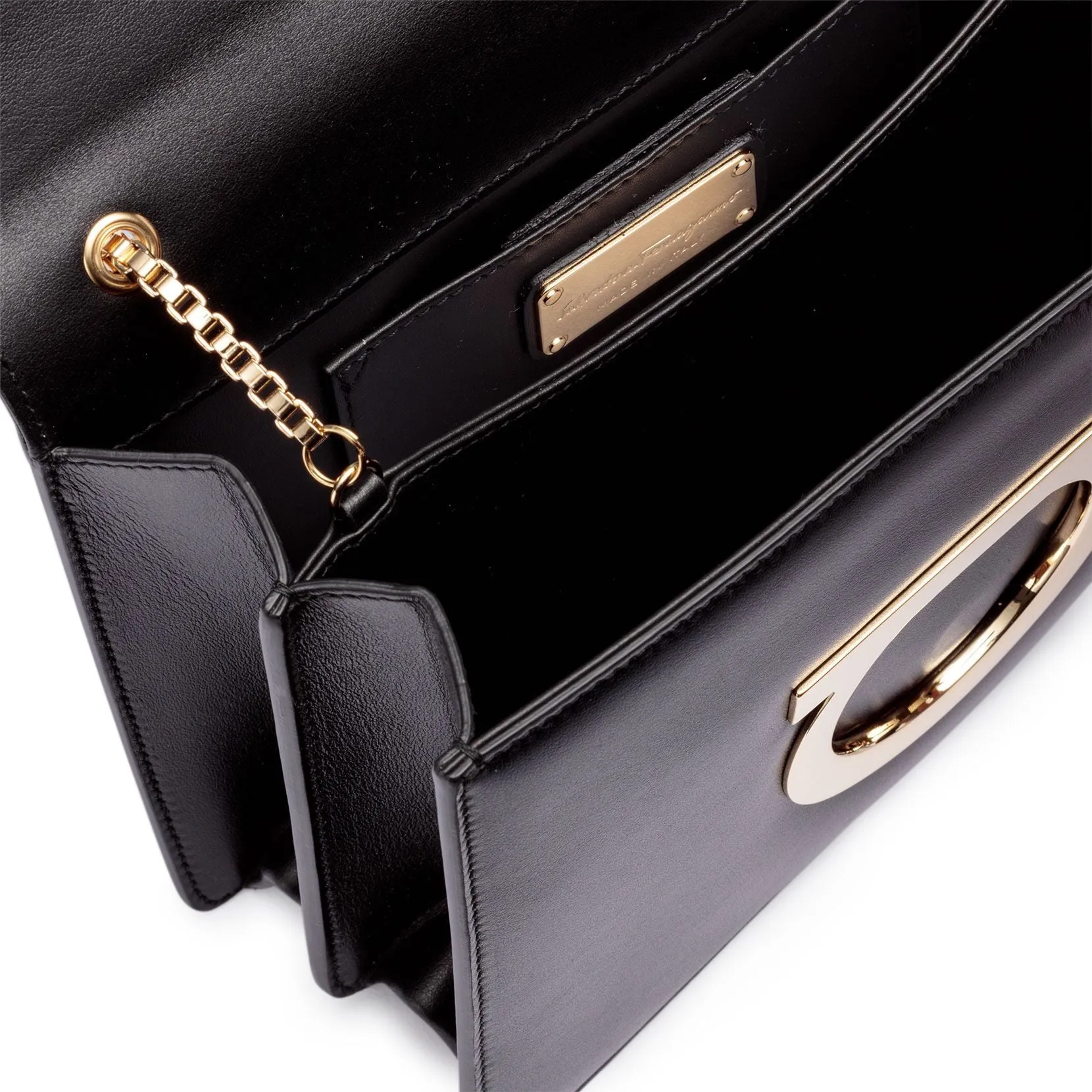 Ferragamo Thalia black leather Gancini shoulder bag