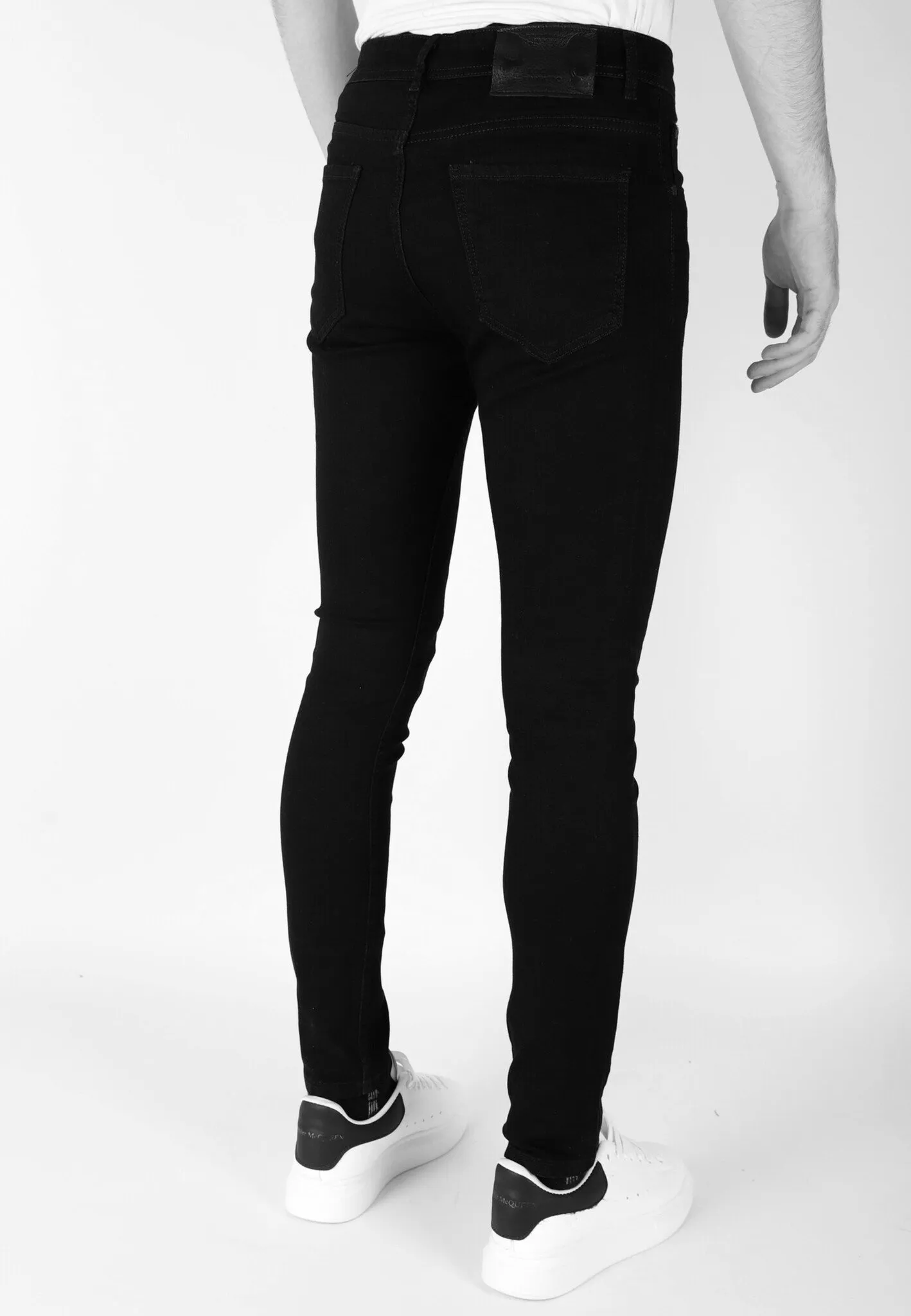 Neat Black Men's Jeans with Stretch |