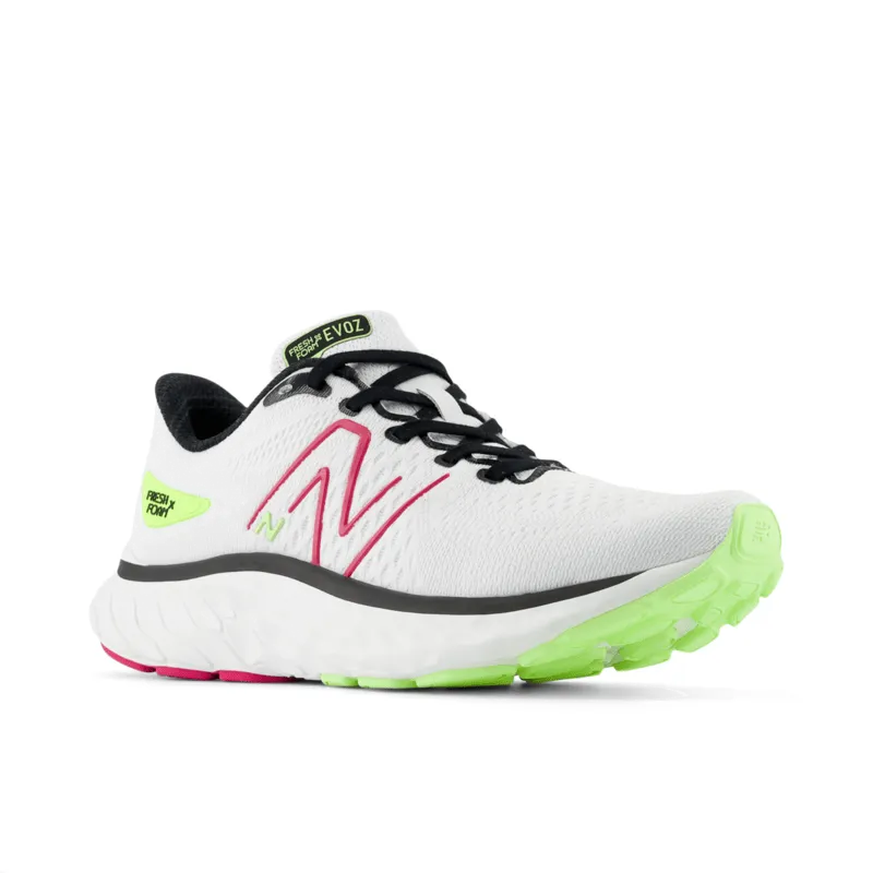 New Balance Women's Fresh Foam X EVOZ V3 Running Shoe - WEVOZRW3