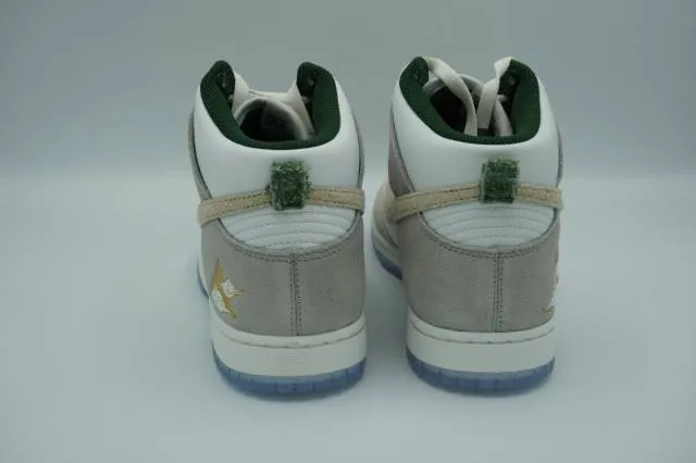 Nike Dunk High Gold Mountain