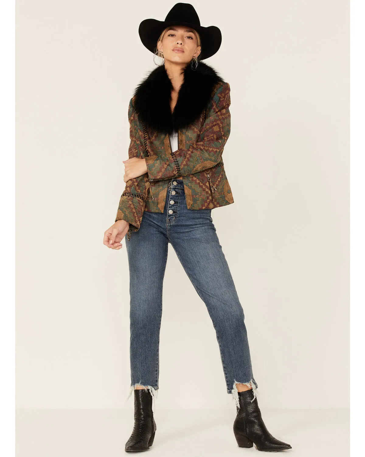 Product Name:  Double D Ranch Women's Top Ridge Weaver Zip-Front Faux Collar Leather Jacket