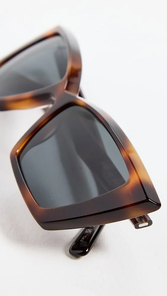 Saint Laurent   SL 657 Sunglasses 