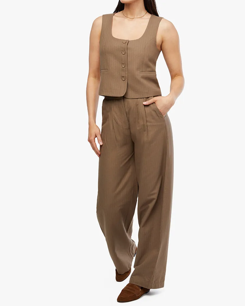 Scoop Tailored Vest | Brown