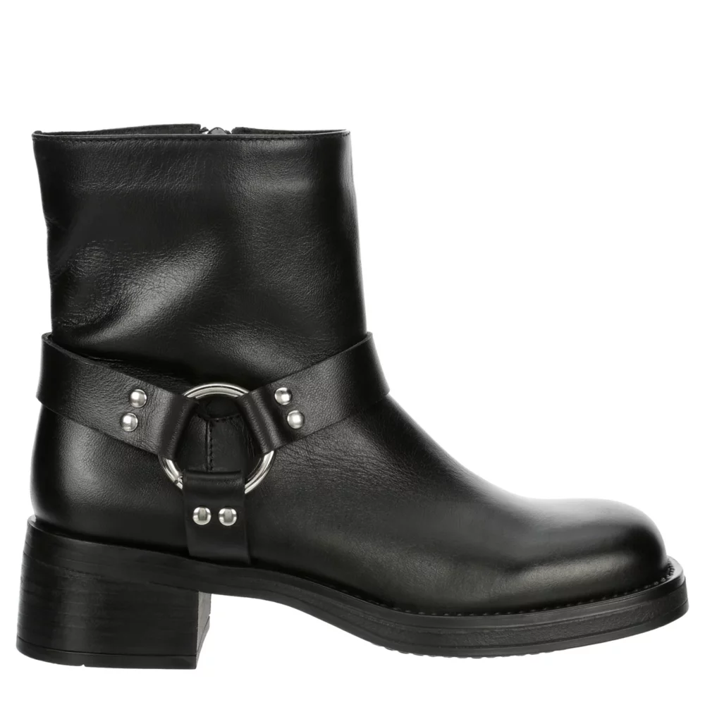 STEVE MADDEN  WOMENS ADENA ANKLE BOOT