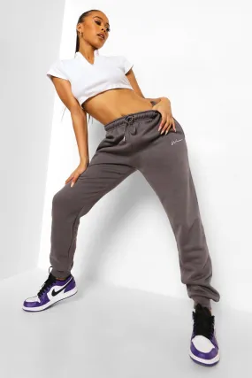 Woman Embroidered Regular Joggers